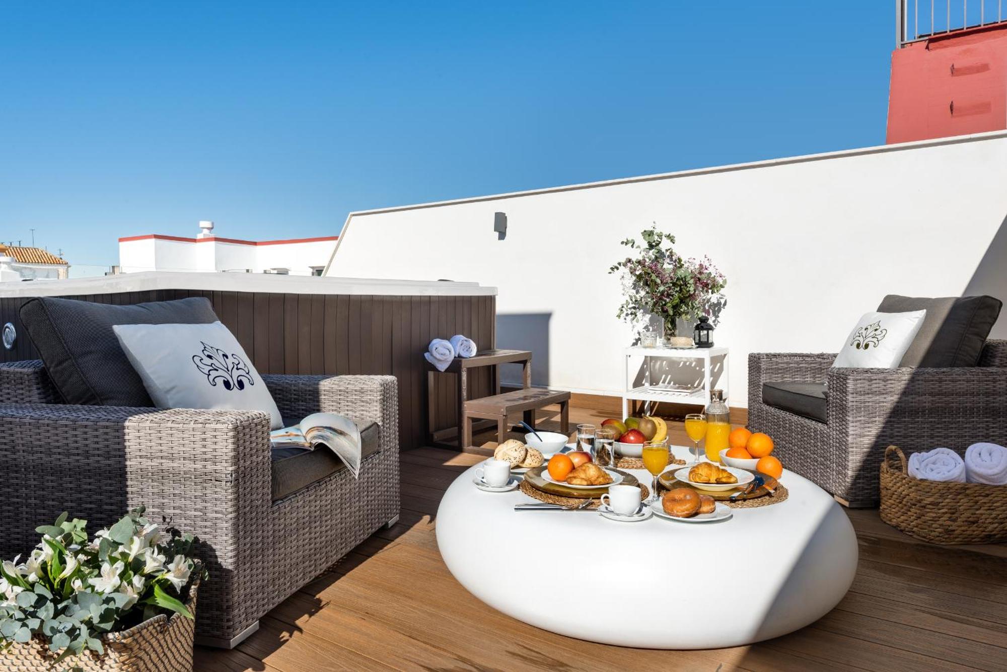 Casa Sevilla 1920 Suites By Epoca Exterior photo